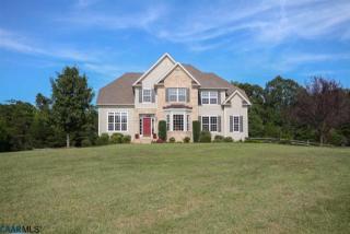 72 Red Maple Ln, Keswick, VA 22947-3021