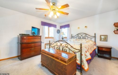 40 Jacobus Ave, Little Falls NJ  07424-2305 exterior