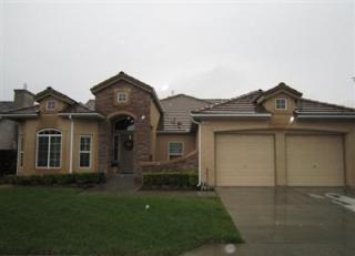 10635 Tea Party Ln, Fresno, CA 93730-5921