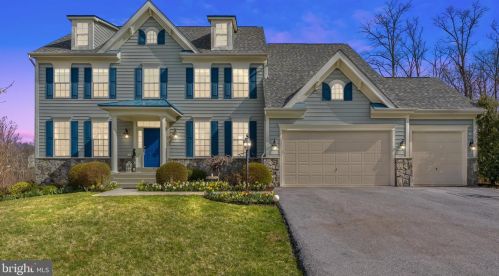 15 Lackawanna Ln, Falling Waters WV  25419-9402 exterior