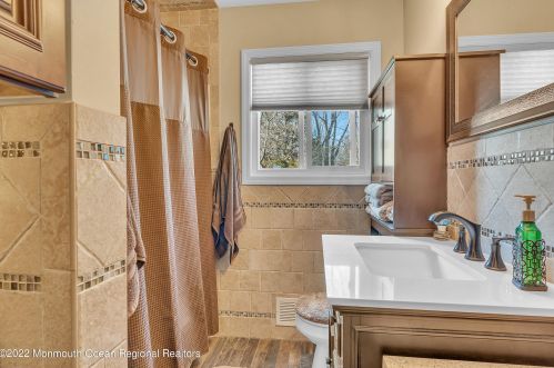 17 Dogwood Dr, Jackson Twp NJ  08527-1342 exterior