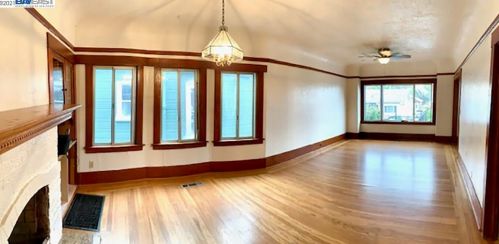 1703 Bridge Ave, Oakland CA  94601-3672 exterior