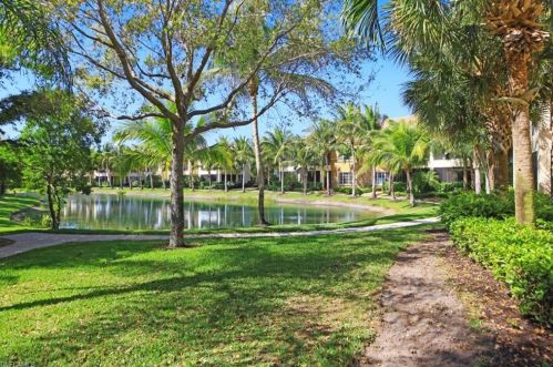 2325 Residence Cir, Naples, FL 34105-3079
