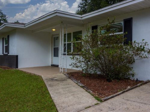 720 Inverness Blvd, Inverness, FL 34452-6805