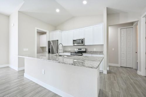 23436 Coconut Rum Ct, Bonita Springs, FL 34134-7121