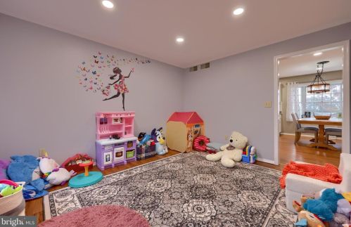 4 Pomo Ct, Siddonsburg PA  17019-9783 exterior