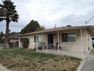 903 Suiter St, Hollister, CA 95023-4631