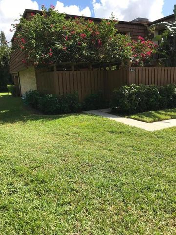 424 4th Ln, West Palm Beach, FL 33418-3576