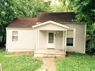 605 Transit Ave, Columbia, TN 38401-2538
