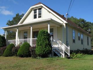 41 Colonial Rd, Bemis Heights, NY 12170-1326