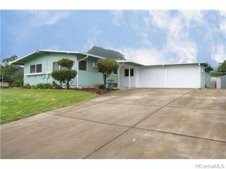 506 Ulukanu St, Kailua, HI 96734-4424