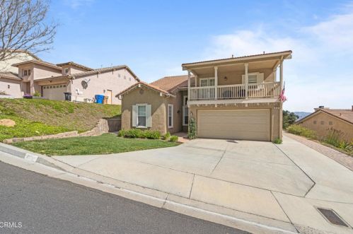 815 Vista Grande Dr, Santa Paula CA  93060-1335 exterior