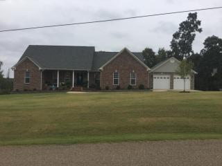 109 Boulanger Dr, Michie, TN 38357-5456