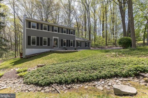 123 Ridgewood Cir, Downingtown, PA 19335-1354