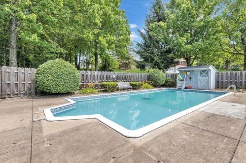 131 Chippewa Park Rd, Beaver Falls PA  15010-1459 exterior