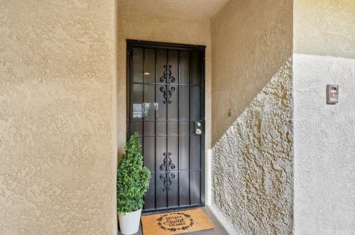 2501 Temple Ave, Long Beach, CA 90755-4036