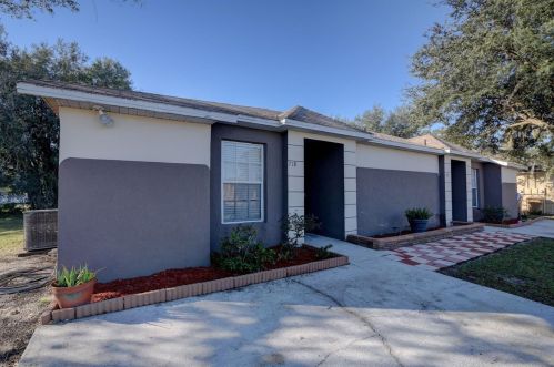 718 Lucaya Dr, Kissimmee, FL 34758-3230