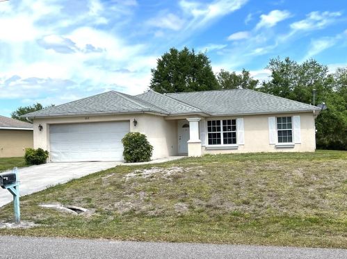 2512 62nd St, Lehigh Acres, FL 33971-5804