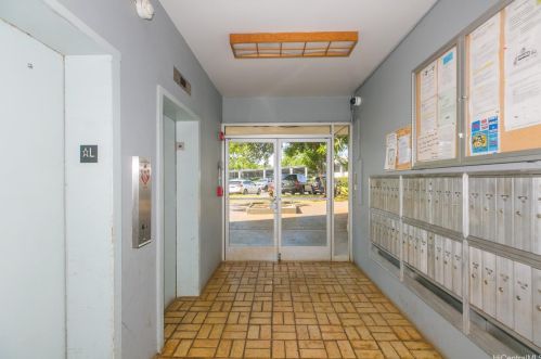 99015 Kalaloa St, Aiea HI  exterior