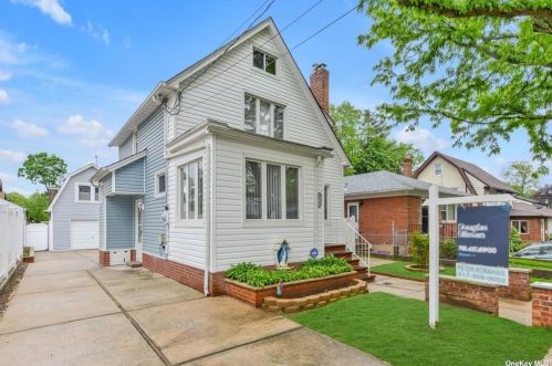 86-15 262nd St, Floral Park NY  11004-1344 exterior