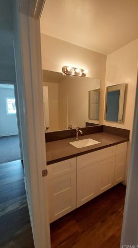 711 Montrose St, Rialto CA  92376-7820 exterior