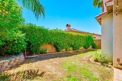 79806 Barcelona Dr, La Quinta CA  92253-8809 exterior