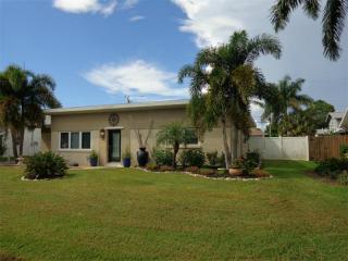 344 45th Street Ct, Palmetto, FL 34221-6700