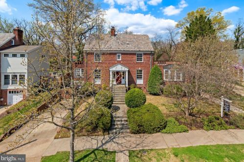 1835 Upshur St, Washington, DC 20011-5351