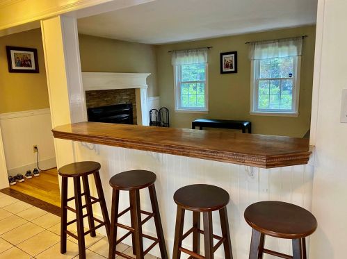 22 Settlers Ln, Salem NH  03079-1253 exterior