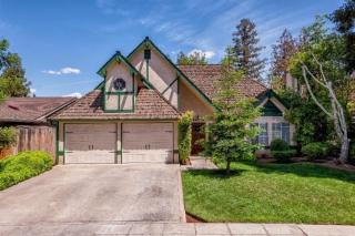8266 Sherman Ave, Fresno, CA 93720-2004