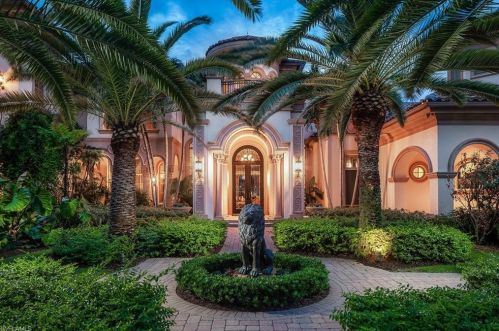 1201 Gordon River Trl, Naples, FL 34105-2758