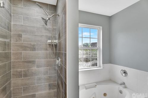 129 Murray Dr, Old Bridge NJ  08857-4205 exterior