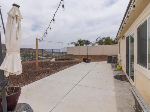 35124 Sorrel Ln, Lake Elsinore CA  92532-2802 exterior