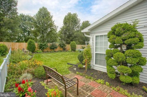 9 Pheasant St, Navy Sup Dpt PA  17050-3145 exterior