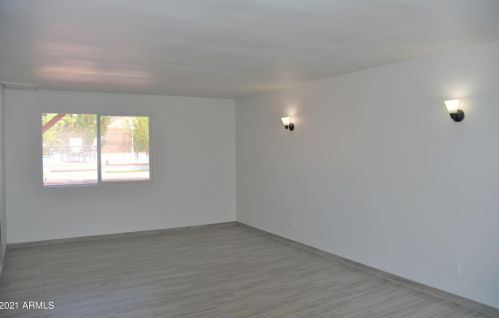 12001 45th Dr, Glendale AZ  85304-3010 exterior