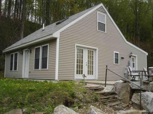 4873 Consaul Rd, West Glenville, NY 12010-6737