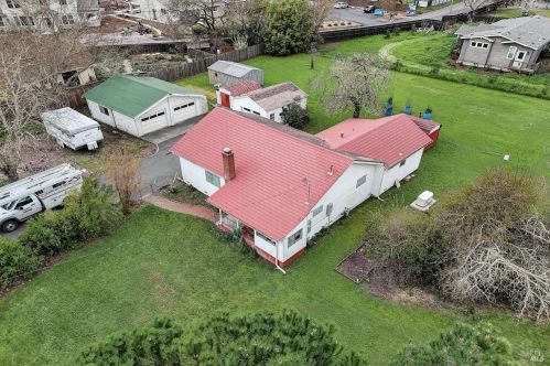 437 Benjamins Rd, Santa Rosa, CA 95409-3115