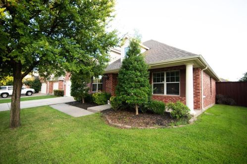 2448 Dawn Mist Dr, Oak Point TX  75068-7628 exterior