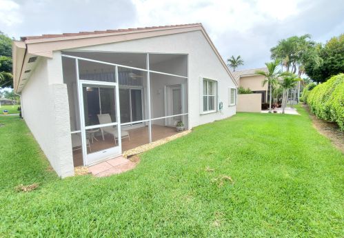 7560 San Pedro St, Boynton Beach, FL 33437-4088