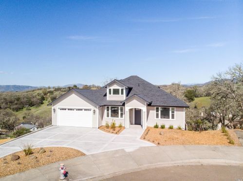 410 Tehuacan Rd, Ukiah CA  95482-2007 exterior