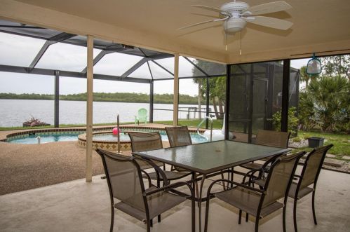 450 Coral Creek Dr, Placida FL  33946-2320 exterior