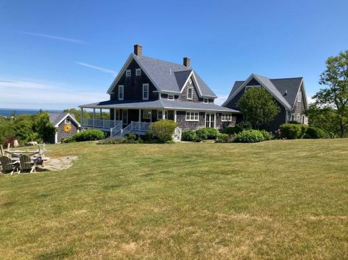 1709 Corn Neck Rd, New Shoreham, RI 02807-7701