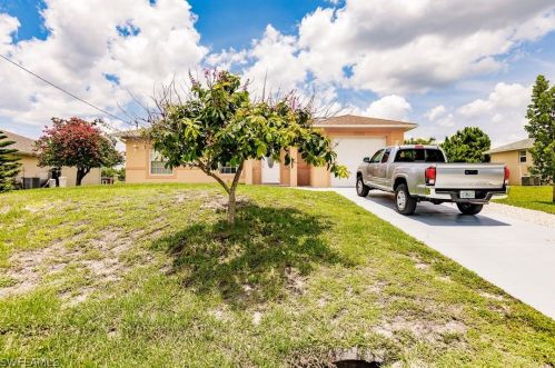 3504 15 St, Lehigh Acres FL 33971-5268 exterior