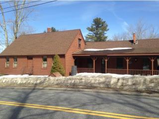 416 Paige Hill Rd, Goffstown, NH 03045-3032