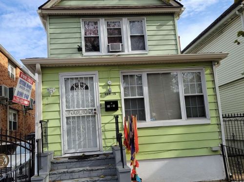 109-15 Van Wyck Expy, Jamaica, NY 11435-1502