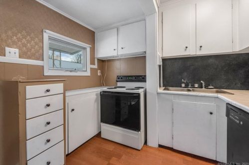 1152 Windham Rd, South Windham, CT 06266-1131