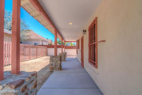 1040 Arizona Ave, Tucson AZ 85705-7712 exterior