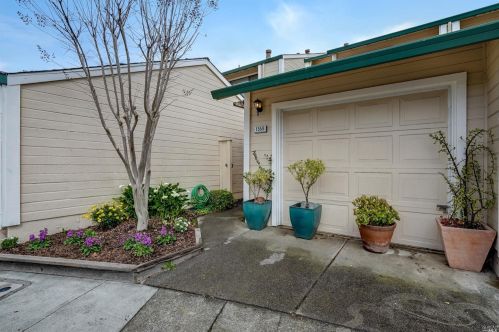 1558 Grenache Way, Santa Rosa, CA 95403-4154