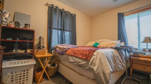 8126 Robertson Pl, Hammond IN  46322-1017 exterior