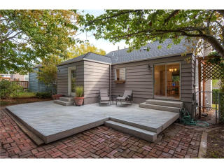 3716 Barton St, Seattle WA  98136-2522 exterior